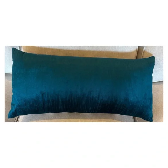 NWOT Anthropologie Velvet Flutter & Strut Bird Pillow In Dark Turquoise12x27